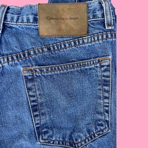 CALVIN KLIEN MOM JEANS